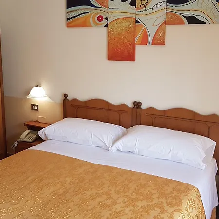 Amelia Dream View 酒店 3*