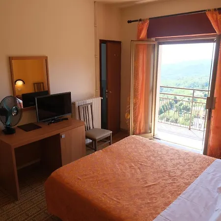 Hotel Amelia Dream View