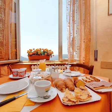 Szálloda Amelia Dream View Momigno